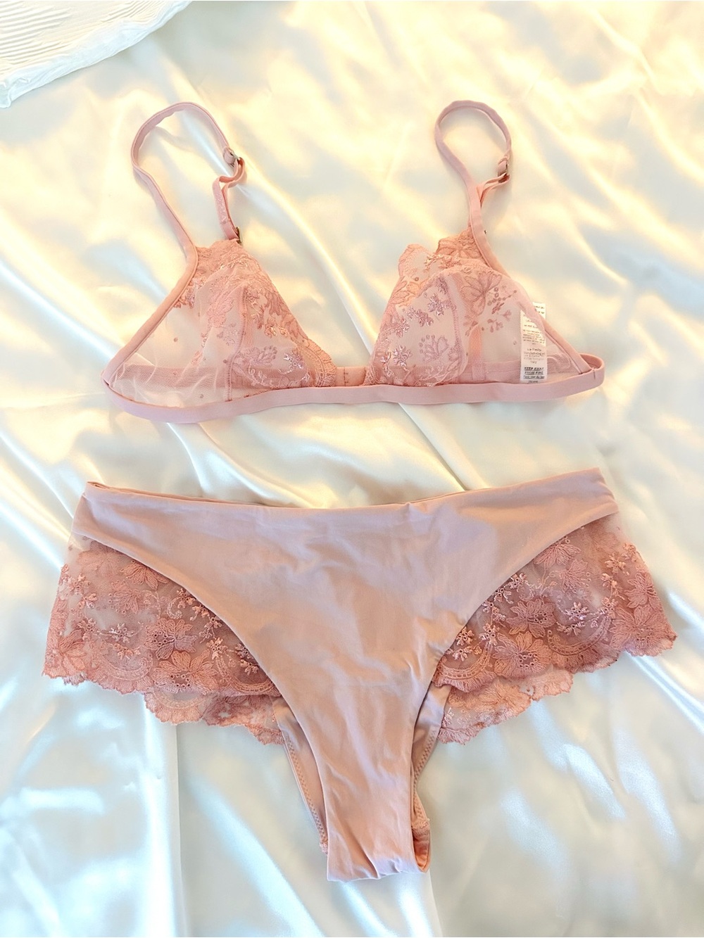 La Perla Sheer Lace Bralette Set - Pink